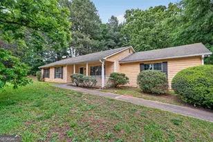 4442 Lombard Rd, Ellenwood, GA 30294 - Photo 3