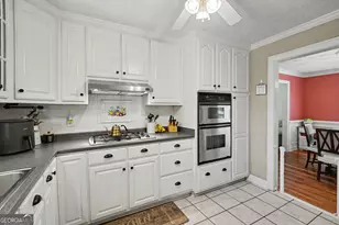 1337 Greenview Dr, Griffin, GA 30224 - Photo 9