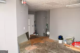 5932 Homestead Cir, Rex, GA 30273 - Photo 5