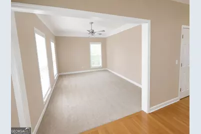 825 Stoneglen Court, McDonough, GA 30252 - Photo 5