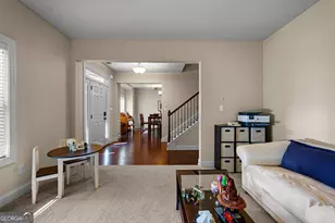 211 Fox Hall Crossing W, Senoia, GA 30276 - Photo 5