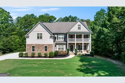 211 Fox Hall Crossing W, Senoia, GA 30276 - Photo 1