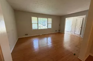 221 Lucan Way, Riverdale, GA 30274 - Photo 19