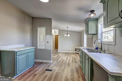 34 Combs Street, Locust Grove, GA 30248 - Photo 9