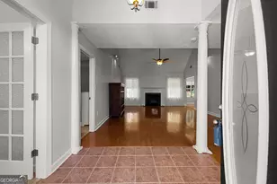 368 Crescent Dr, Newnan, GA 30265 - Photo 5
