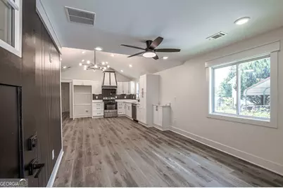 830 SE High Street SE, Gainesville, GA 30501 - Photo 3