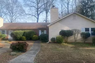 4002 Hawthorne Cir, Smyrna, GA 30080 - Photo 1