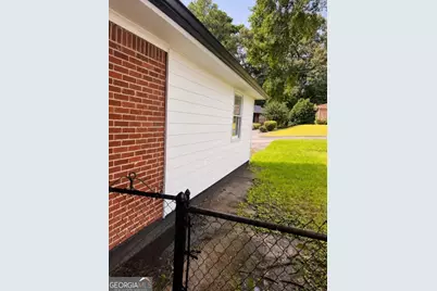 2328 Bonner Road, East Point, GA 30344 - Photo 7