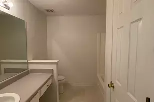 844 Biltmore Ct, Lithonia, GA 30058 - Photo 9