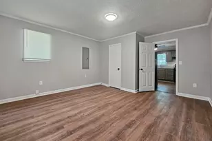 202 White St, Hogansville, GA 30230 - Photo 13
