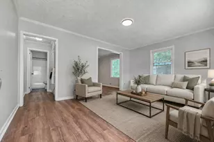 202 White St, Hogansville, GA 30230 - Photo 3