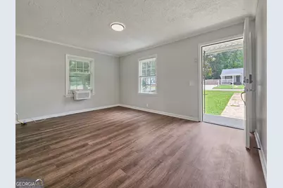 202 White Street, Hogansville, GA 30230 - Photo 5