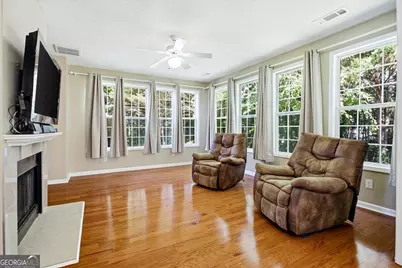 100 Avondale Circle, Newnan, GA 30265 - Photo 9