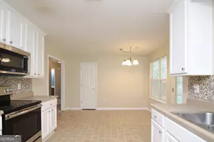 330 Tyson Glen Dr, Warner Robins, GA 31088 - Photo 11