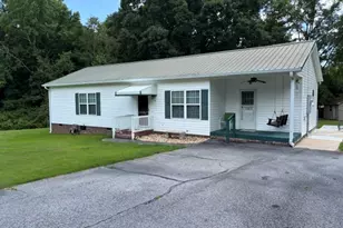 10 Holly Ln, Griffin, GA 30223 - Photo 1