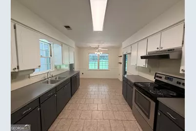 5400 Holland Drive, Columbus, GA 31909 - Photo 17