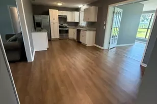 815 E Edwards St, Mount Vernon, GA 30445 - Photo 5