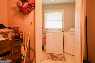 1301 Dean Dr, Waycross, GA 31501 - Photo 35