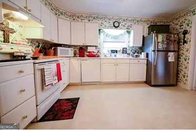 1301 Dean Drive, Waycross, GA 31501 - Photo 11