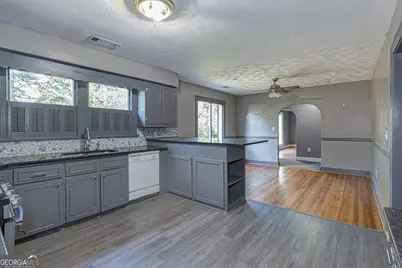 3733 Steam Mill Road, Columbus, GA 31906 - Photo 9