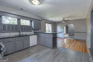 3733 Steam Mill Rd, Columbus, GA 31906 - Photo 9