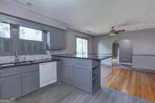 3733 Steam Mill Rd, Columbus, GA 31906 - Photo 13
