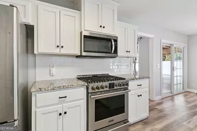 157 Country Walk Circle, Brunswick, GA 31525 - Photo 13