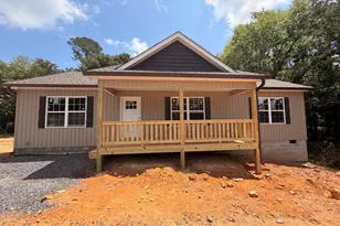 116 School St, Chatsworth, GA 30705 - Photo 1