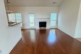 105 Creekside Dr, Lagrange, GA 30240 - Photo 5