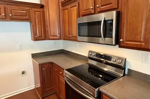 105 Creekside Dr, Lagrange, GA 30240 - Photo 9
