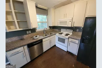 215 Sherwood Loop, McDonough, GA 30253 - Photo 5