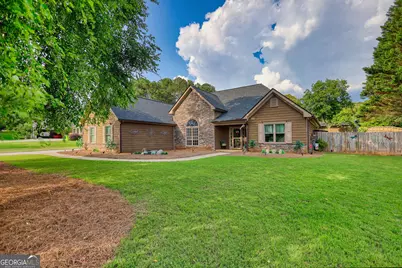 4207 Old Wood Drive, Conyers, GA 30094 - Photo 9