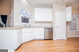 141 Mill Pond Xing B5, Carrollton, GA 30116 - Photo 19