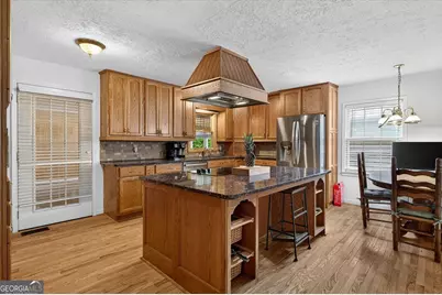 3009 Meadow Drive, Marietta, GA 30062 - Photo 9