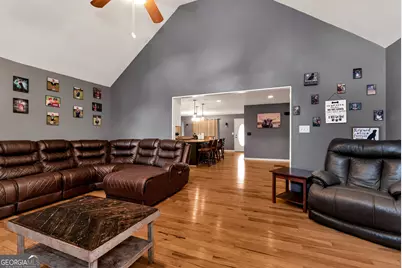 6009 Holly Springs Road, Pendergrass, GA 30567 - Photo 7
