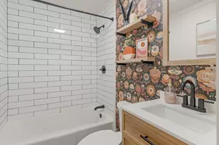 165 Crowder St, Barnesville, GA 30204 - Photo 11