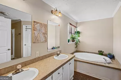 1327 R L Roberts Road, Pembroke, GA 31321 - Photo 13