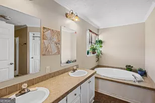1327 R L Roberts Rd, Pembroke, GA 31321 - Photo 13