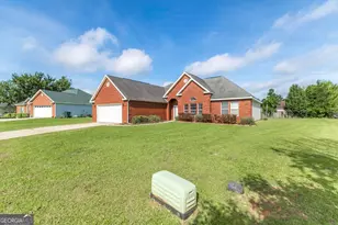 105 Millstone Way, Bonaire, GA 31005 - Photo 3