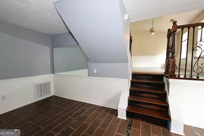 5589 Emerald Glen, Stone Mountain, GA 30088 - Photo 13