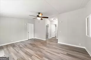 274 E Wright St, Winder, GA 30680 - Photo 15
