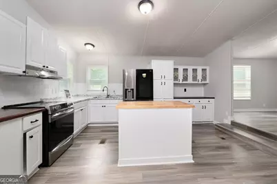 274 E Wright Street, Winder, GA 30680 - Photo 11