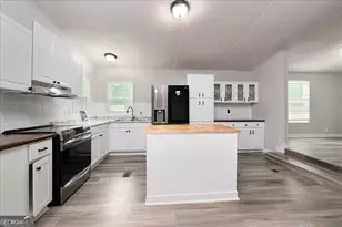 274 E Wright St, Winder, GA 30680 - Photo 11