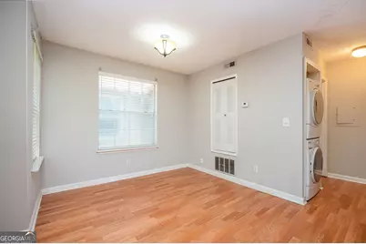 915 Wentworth Court, Johns Creek, GA 30022 - Photo 9