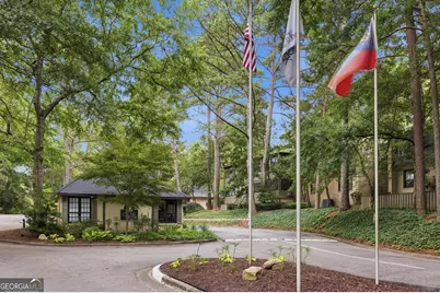 53 Chaumont Square NW, Atlanta, GA 30327 - Photo 31
