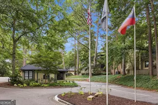 53 Chaumont Square NW, Atlanta, GA 30327 - Photo 31