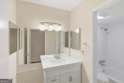 53 Chaumont Square NW, Atlanta, GA 30327 - Photo 25