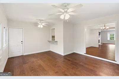 53 Chaumont Square NW, Atlanta, GA 30327 - Photo 13