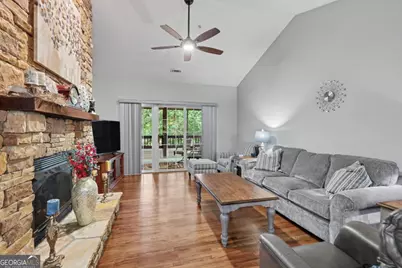 112 Gleneagle Court #303, Clayton, GA 30525 - Photo 7