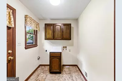 2405 Post Oak Tritt Road, Marietta, GA 30062 - Photo 27
